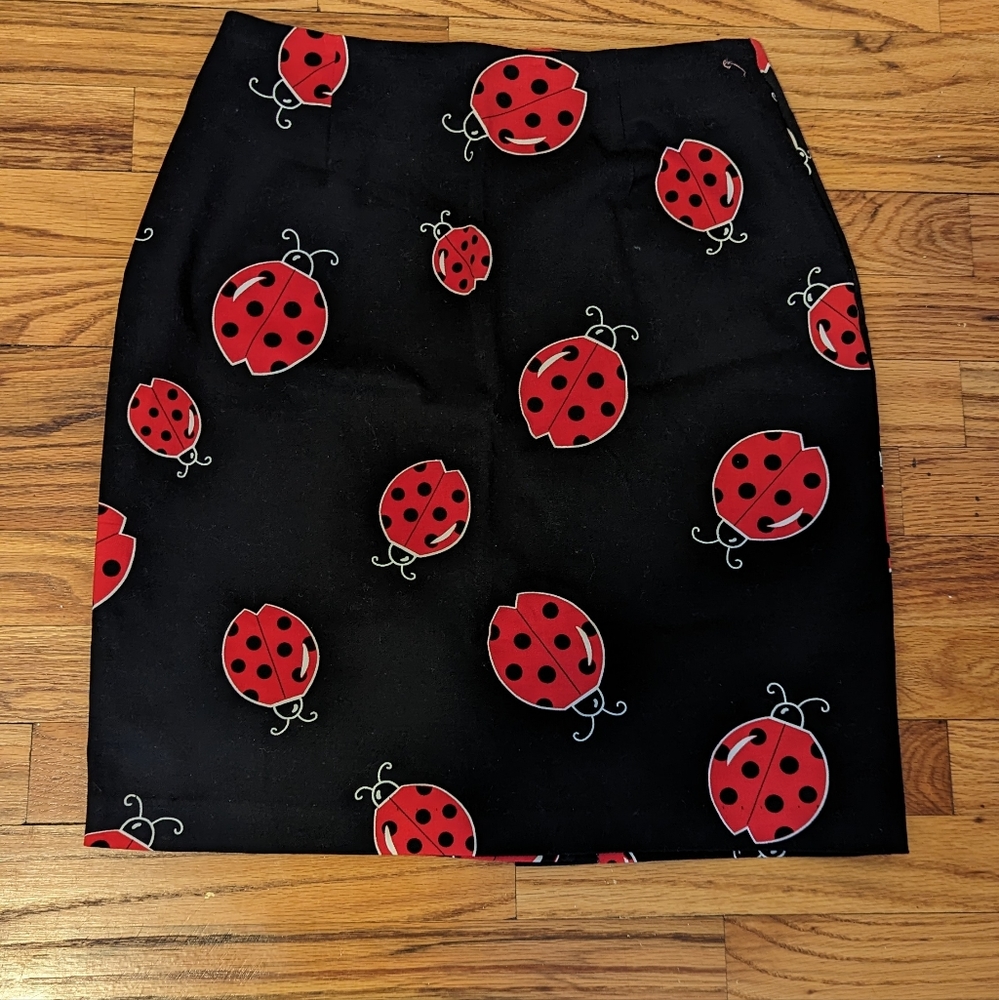 Lady Bug Sheath Skirt